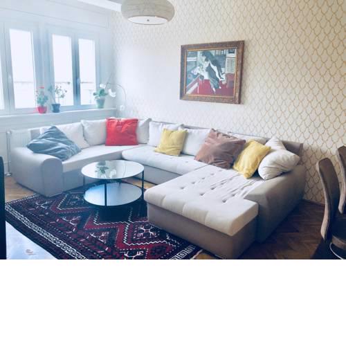 Modern apartment behind Castle district in Buda
