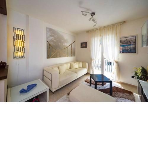 Modern apartment BUBU CASA
