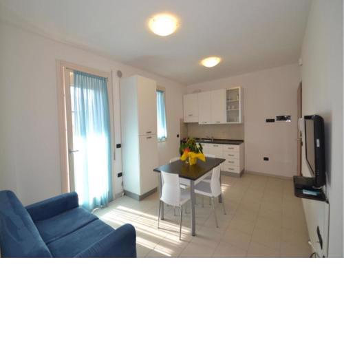 Modern apartment for 5 people in Rosolina Mare by Beahost Rentals