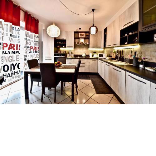 Modern apartment halfway between Milan and Como