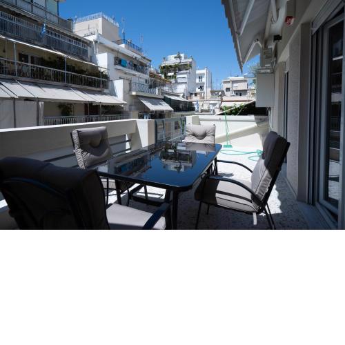 Modern Apartment in Athens close to Kolonaki