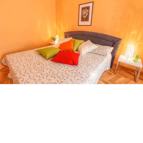 Modern apartment Michalska 6