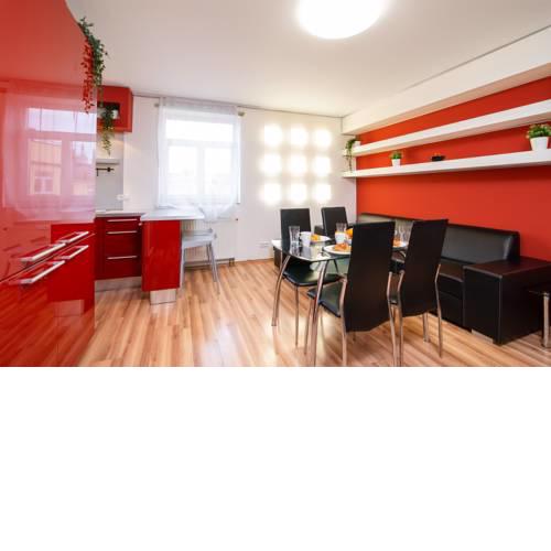 Modern Attic w balcony Klimentska CZPR39