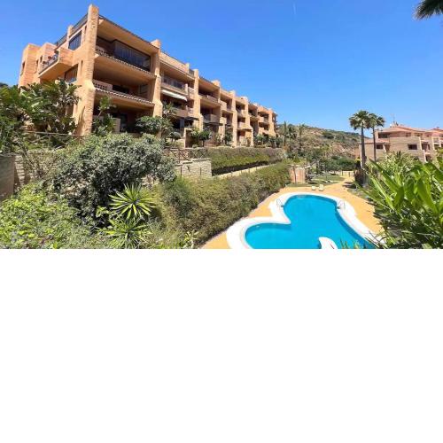 Modern Calanova Sea Golf apartment