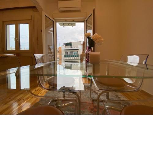 Modern, centrally located apartment