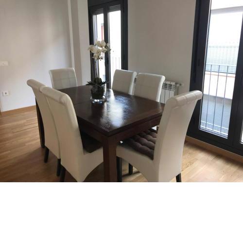 Modern & cosy Apartment in Jaca Pyrenees Spain