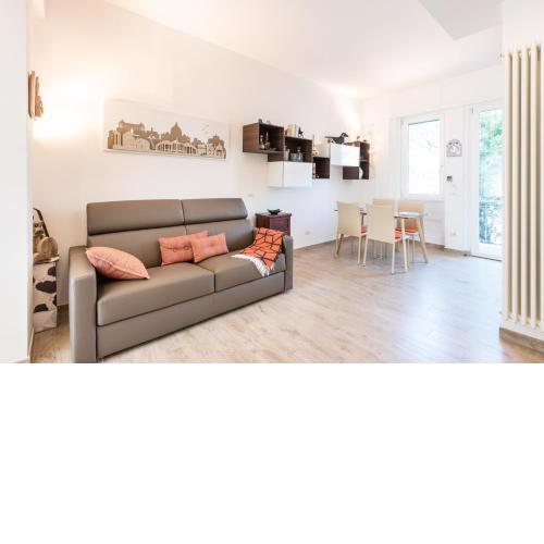 Modern Flat Alberti Arno River Lift & Terraces