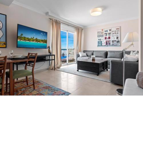 Modern flat with panoramic view Terrace ref M32