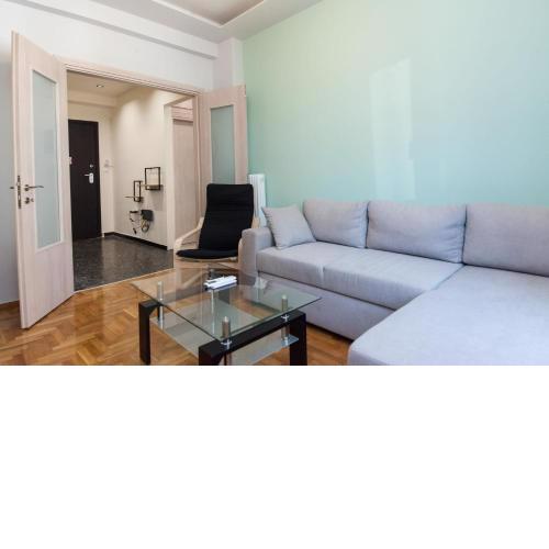Modern Greek Living 1 Bd Apt in Dafni Athens