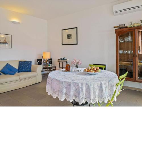Modern Holiday Home in Bosa Sardinia near Sea