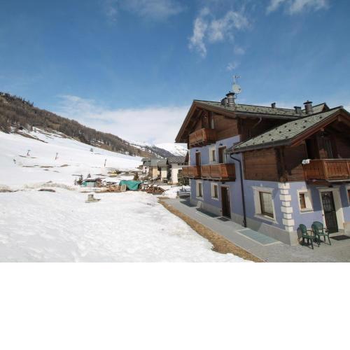 Modern Holiday Home in Livigno Italy near Ski Area