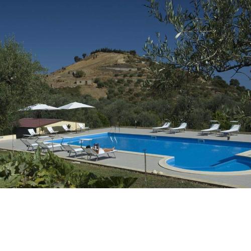 Modern Holiday Home in Patti with Pool