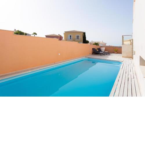 Modern House With Private Swimming Pool