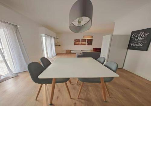Modern Luxury Apartment 100sqm in Alimos