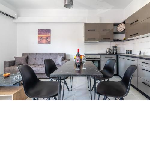Modern Renovated Apt for Relax