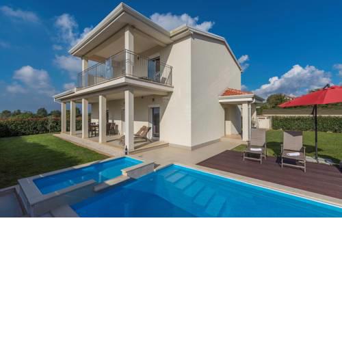 Modern Villa Anita with Pool near Porec