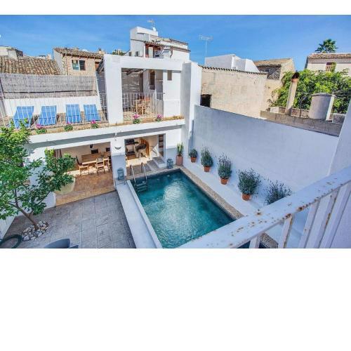 Modern villa in the picturesque village of Arta
