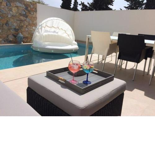 Moderne frei stehende Villa mit Pool in Mar Menor