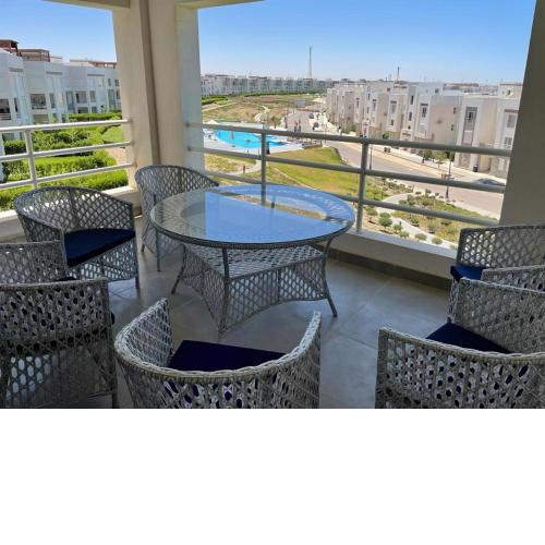Modernly Furnished 3 bedroom Penthouse In Amwaj North Coast