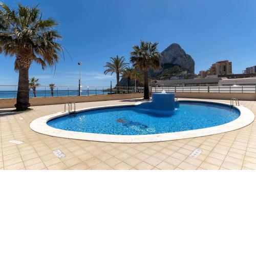 MODERNO apartamento, 3 habitaciones, 1ª LINEA playa, GARAJE
