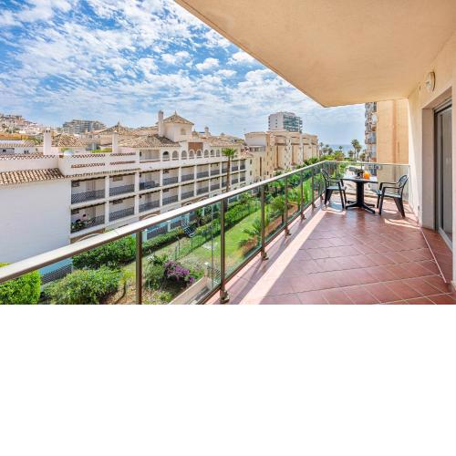 Moderno apartamento a 1 min de la playa con vistas