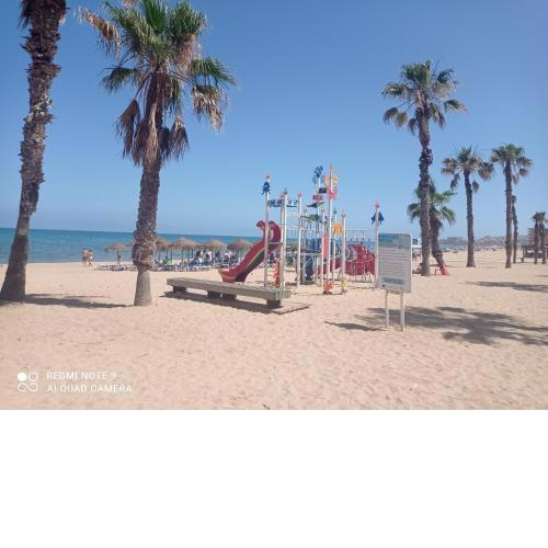 Moderno apartamento al lado de playa La Mata Alicante