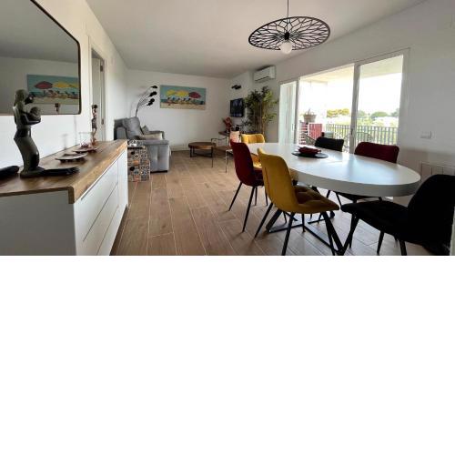 Moderno apartamento con vistas al mar 116B - INMO22