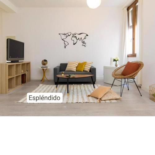 Moderno apartamento en casco histórico + desayuno!