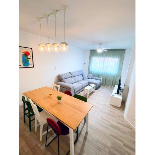 Moderno apartamento en Málaga by beBalmy