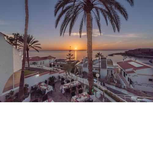 Mogan luxury apartment, sea views, jacuzzi and sauna.
