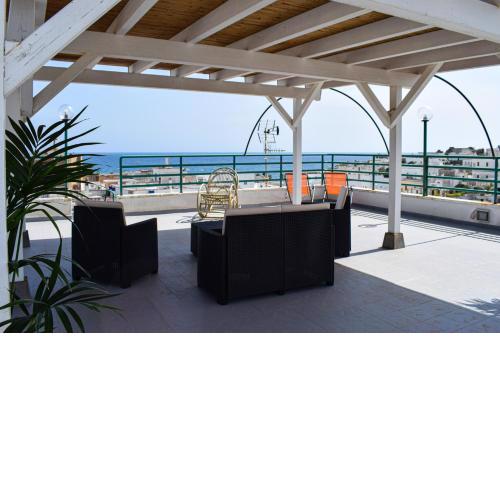 Mogaver - Rooftop Apartment Leuca SIT