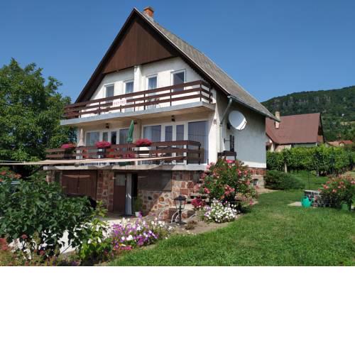 Mogyorósi Apartman
