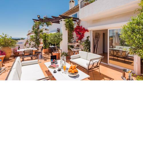 Molo Luxury Suites Puerto Banus