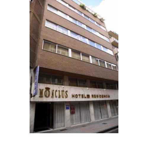 Monclús