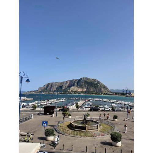 Mondello Apartment