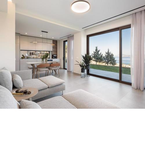 Mondethea vantage point home