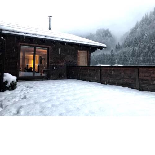 Mondschein's Hostel