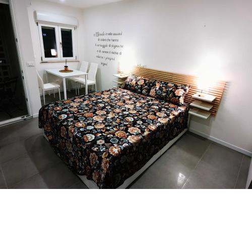 Monolocale con terrazza e cucina