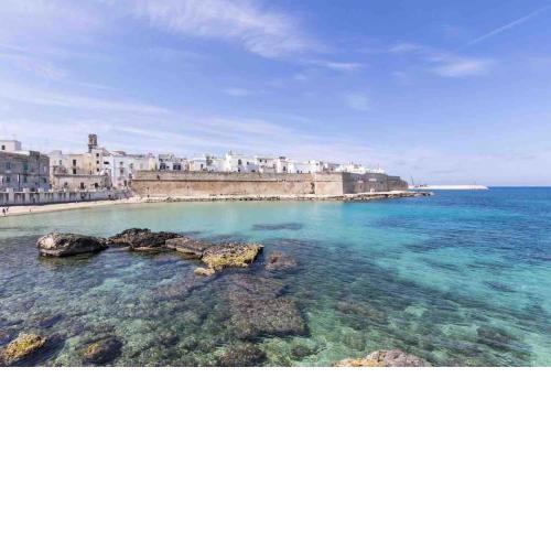 Monopoli Holiday Home