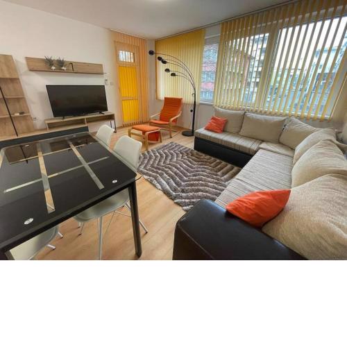 Monopoly Apartments 56