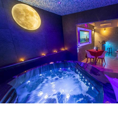 Monsuite Relais 3 - Black Suite