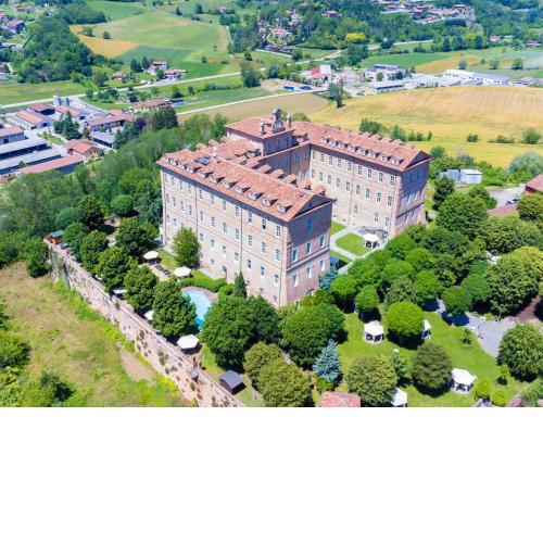 Montaldo Castle & Resort