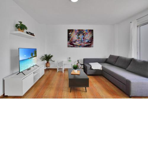 MonteMarAdeje, New 2 Bedroom Apartment, City Center
