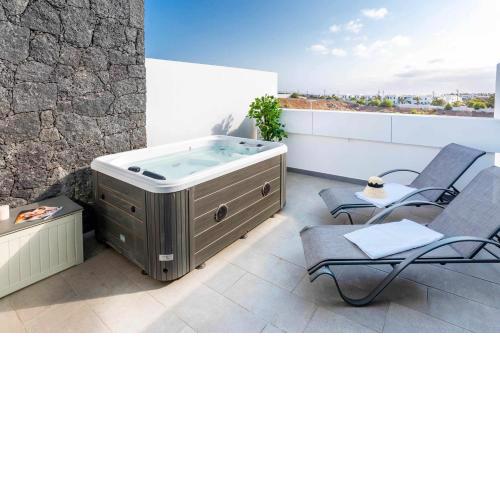 Monterey House Playa Blanca