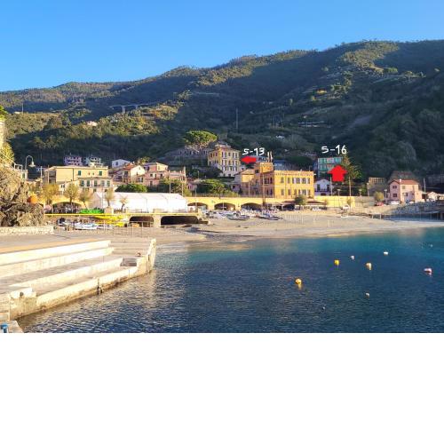 Monterosso Servano's Villas