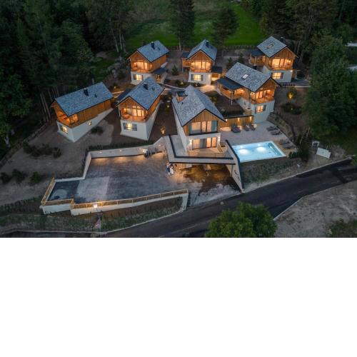 Montestyria Chalets & Suiten