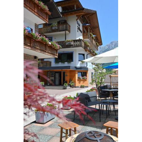 Monza Dolomites Hotel