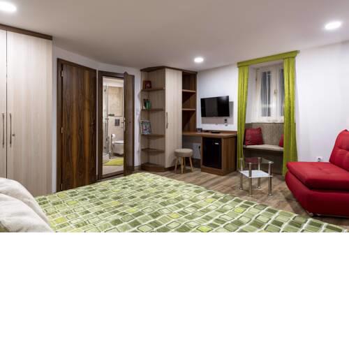 Moon Stone Residence Pag