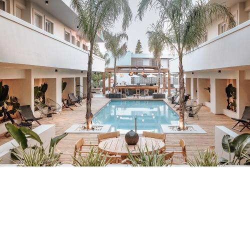 More Meni Residence & Suites