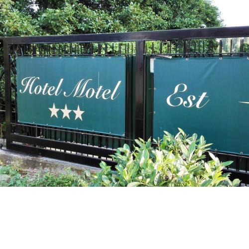 Motel Est